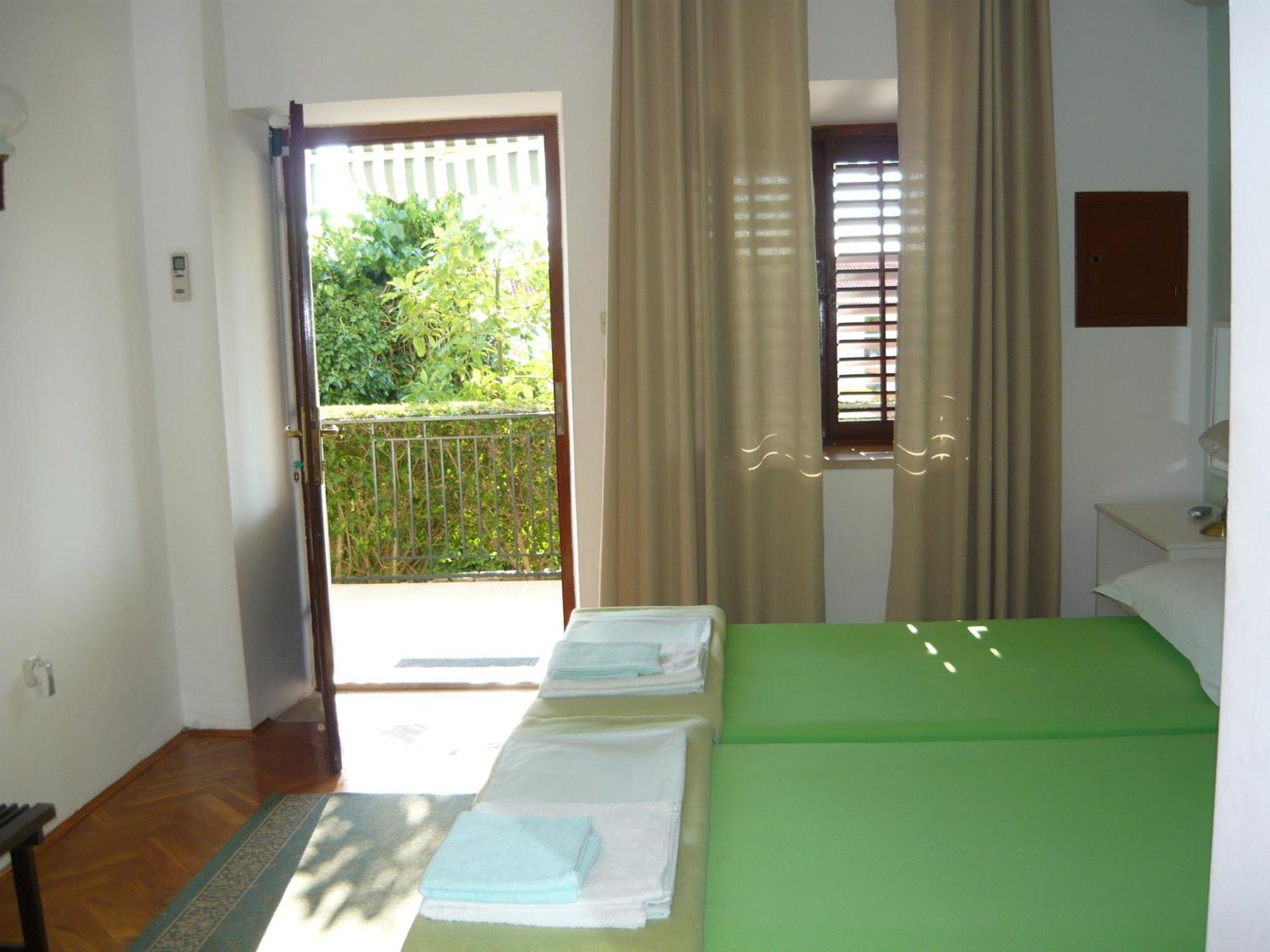 Apartments Villa Mila تْسافتات الغرفة الصورة